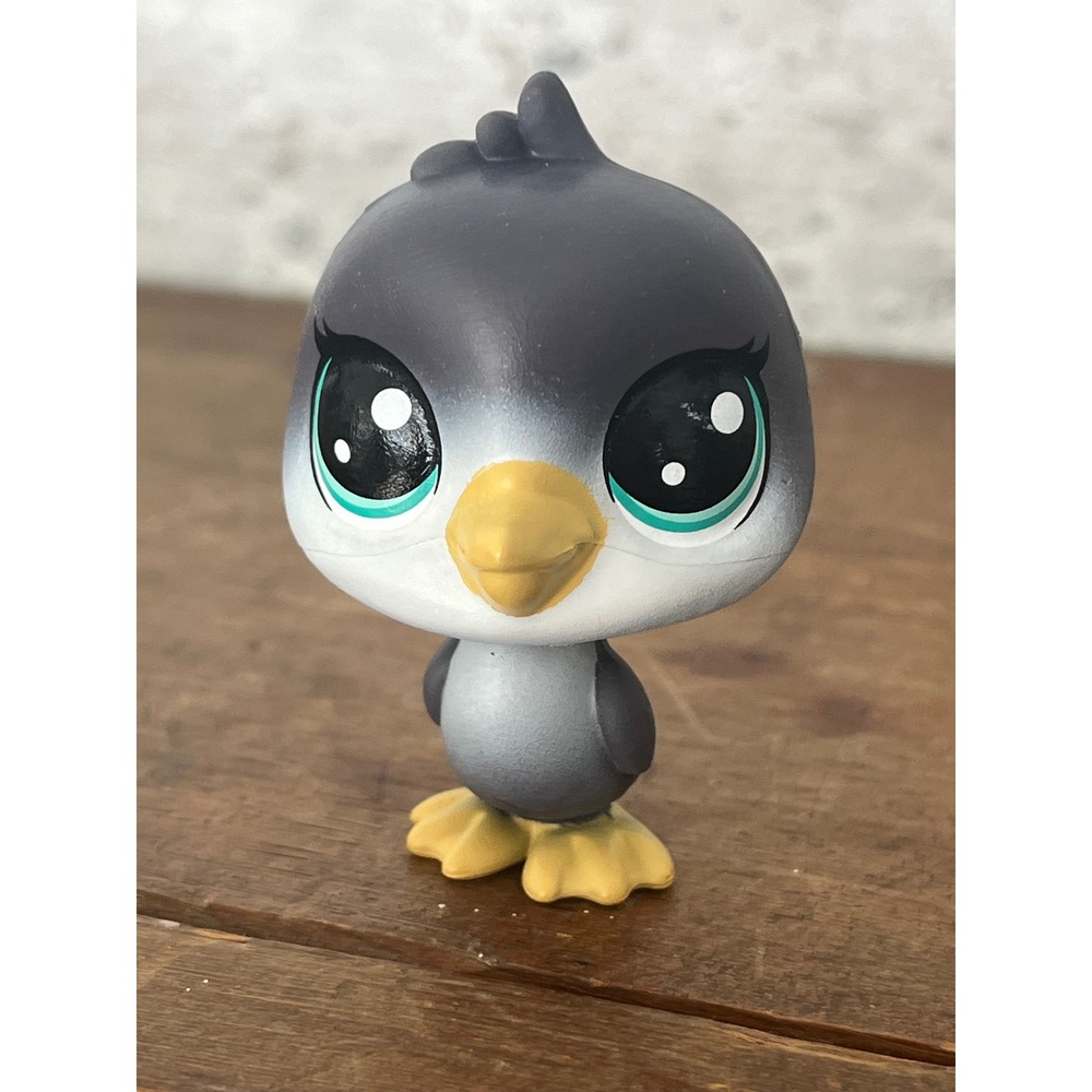 Littlest Pet Shop LPS #1-79 Soakin' it Up Penguin Dina‎ Webfoot